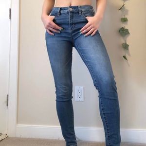 AMERICAN EAGLE APPAREL high rise skinny jeans
